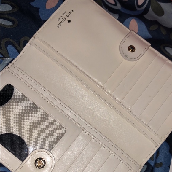 Kate Spade Purse - Picture 6 of 6
